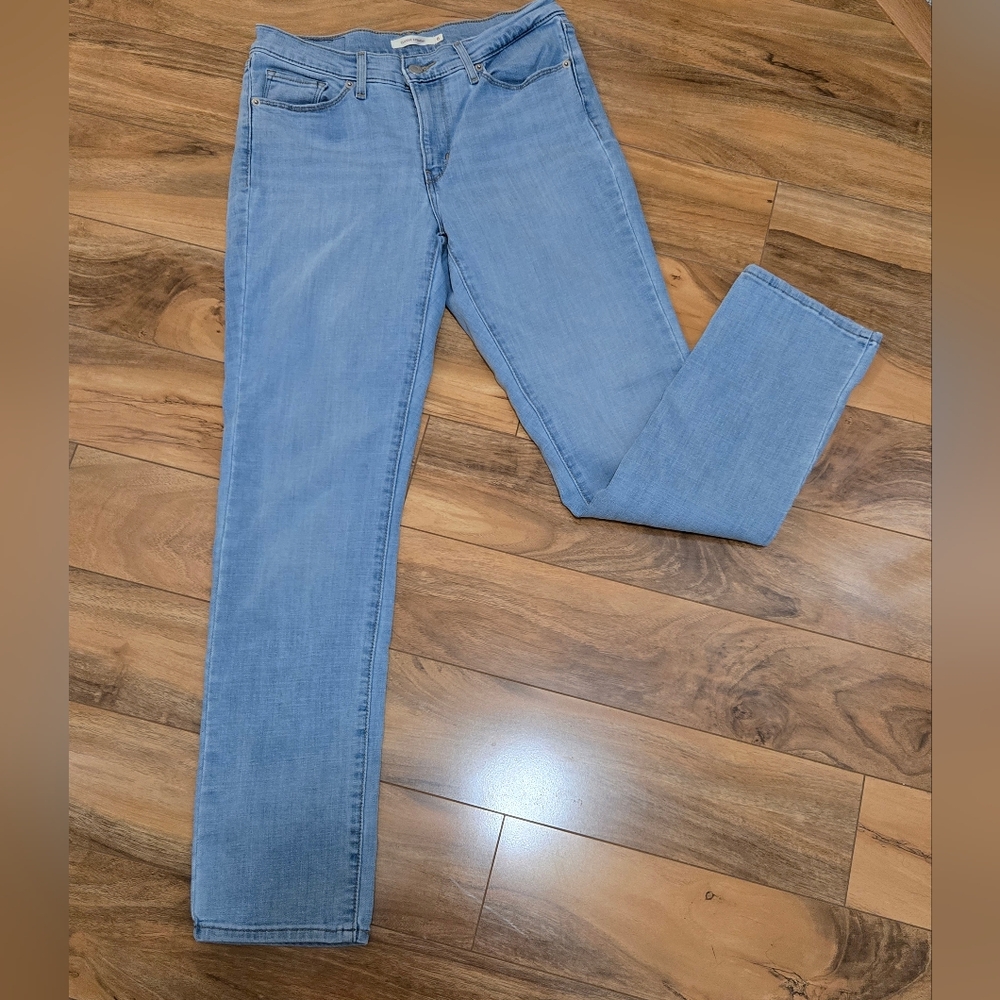 Levi's Women's Classic Straight Leg Jeans - Light Blue, Size 6